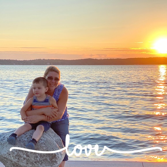 Meet your Posher, Brooke - Picture 1 of 1